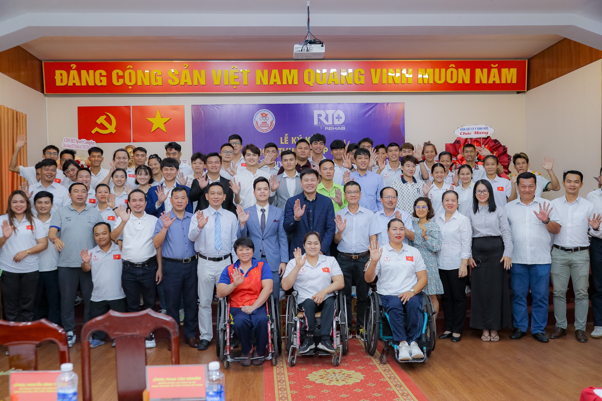 Các VĐV tại trung tâm huấn luyện thể thao Quốc gia TPHCM nhận tin vui